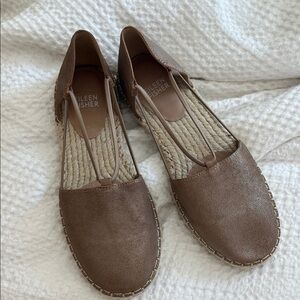LN Eileen Fisher Taupe Espadrille Flats Size 6
